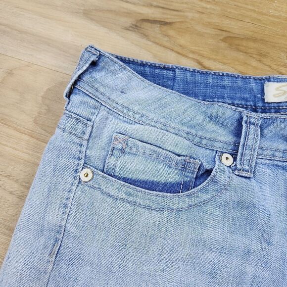 ☔️🔸️Seven7 Light Blue Denim Embroidered Pocket Shorts Size 4/27 - Picture 4 of 9